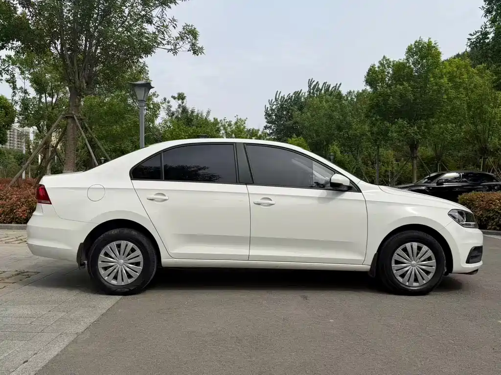 Volkswagen Santana 2018 1.5L MT
