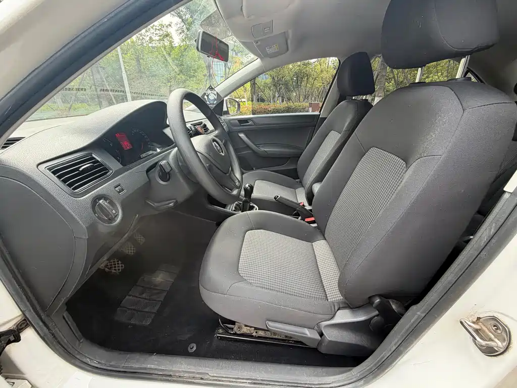 Volkswagen Santana 2018 1.5L MT