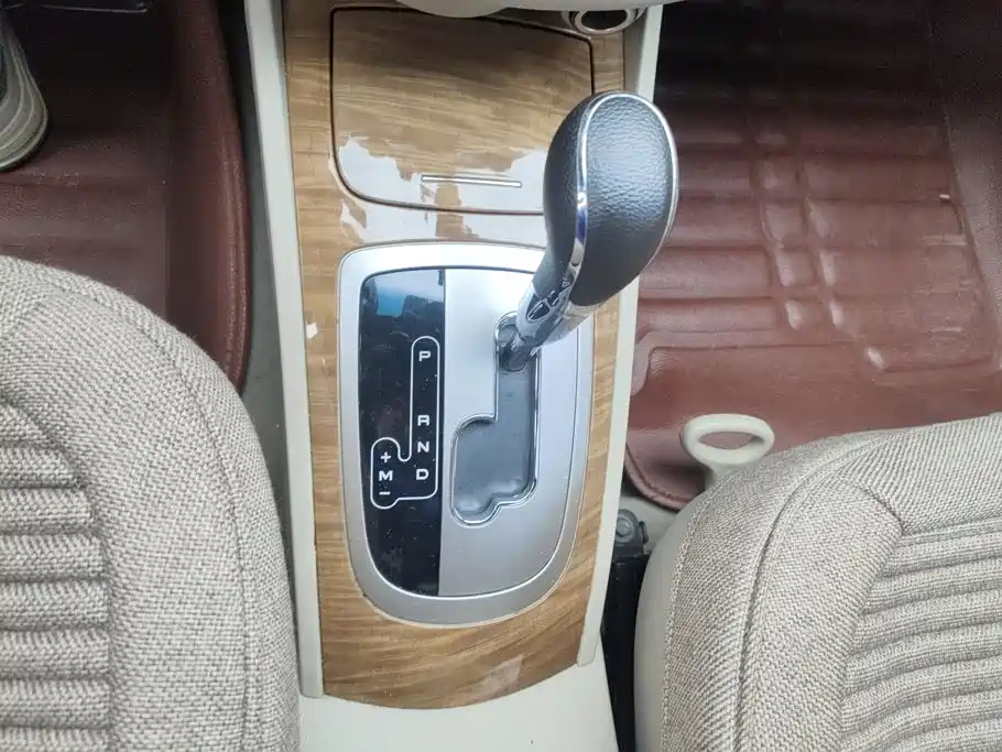 Buick Excelle — миниатюра 16