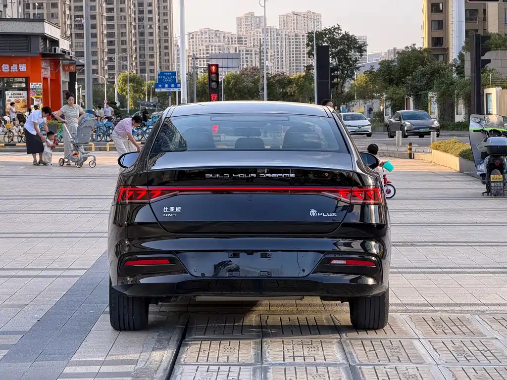 BYD Qin Plus 2023 — фото 16