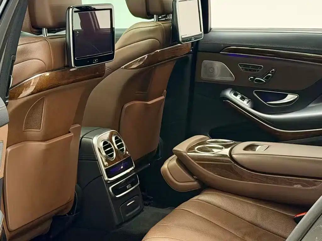 Mercedes-Benz S-Class — миниатюра 5