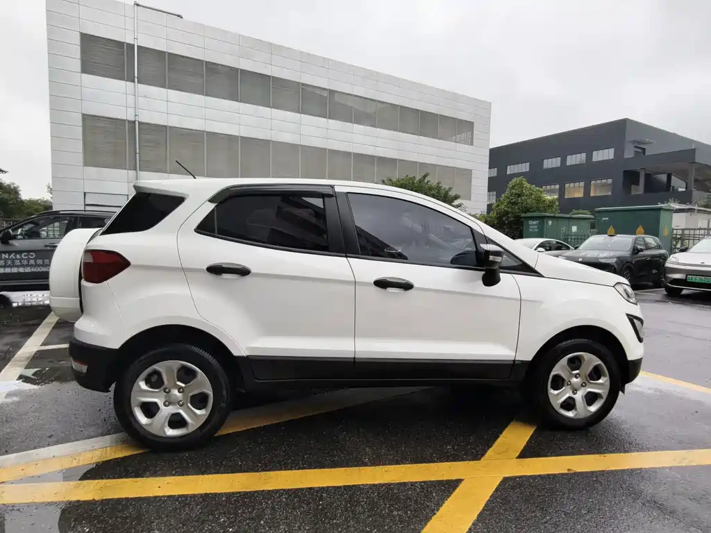 Ford Ecosport — миниатюра 3