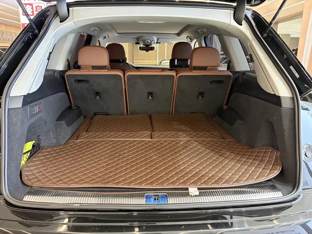 Audi Q7 — миниатюра 20