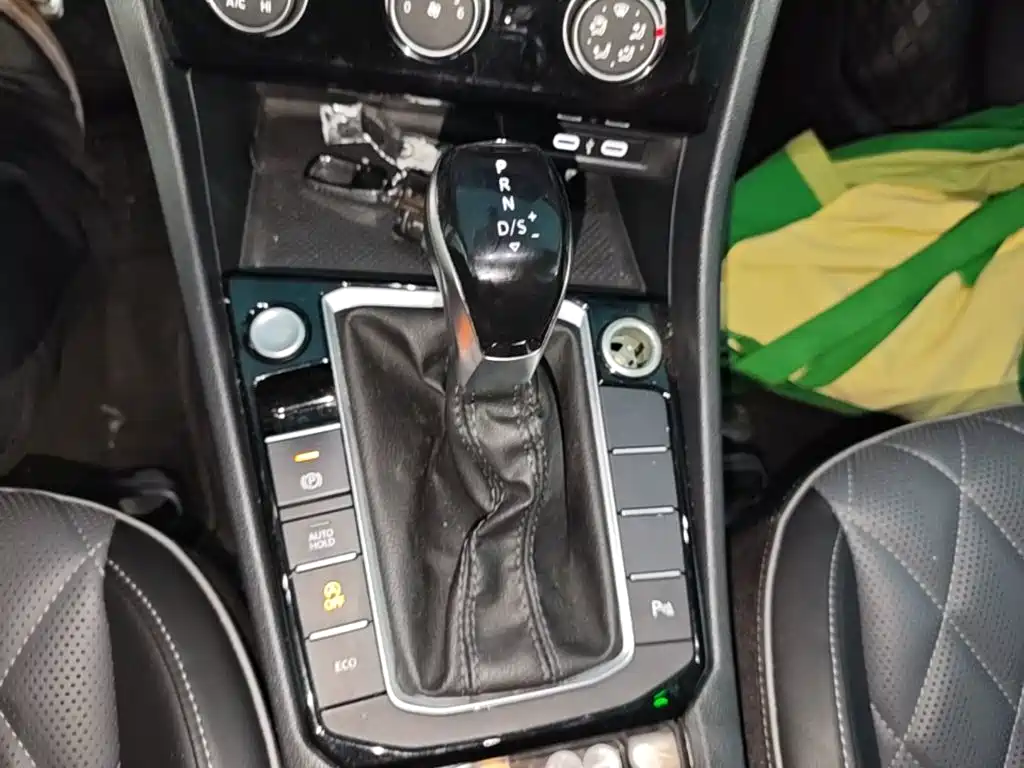 Volkswagen Sagitar — миниатюра 14