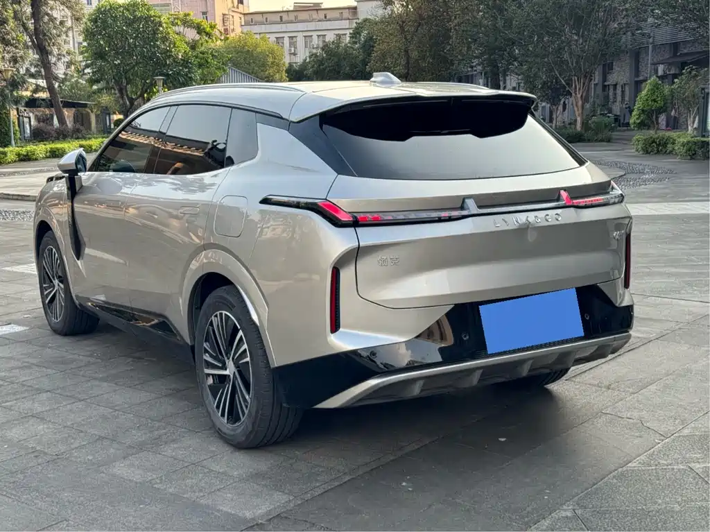 Lynk & Co 08 EM-P — миниатюра 7
