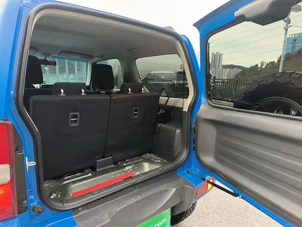 Suzuki Jimny — миниатюра 19