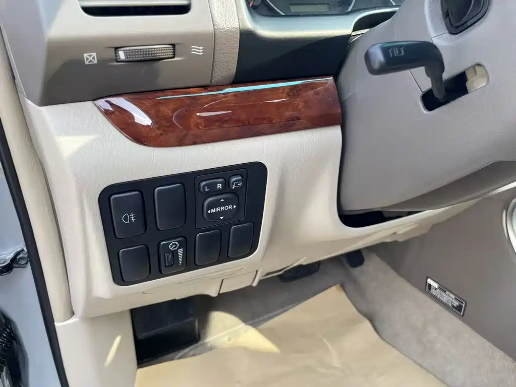 Toyota Prado — миниатюра 22
