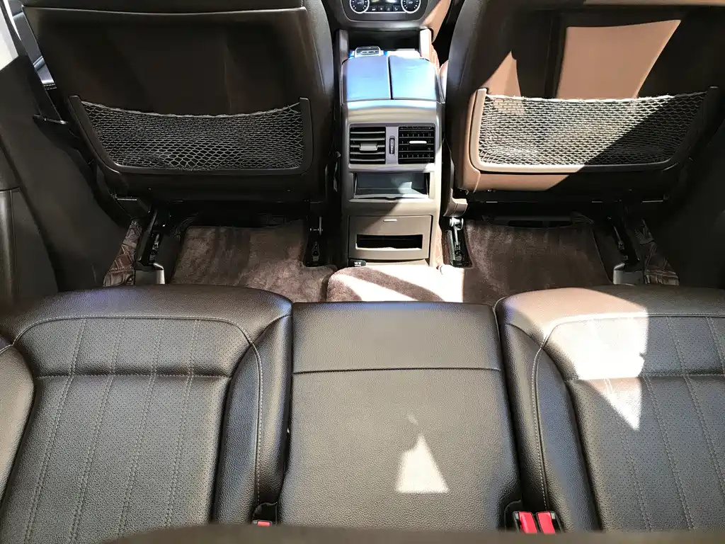 Mercedes-Benz GLE (Import) — миниатюра 21