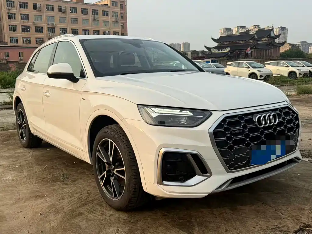 Audi Q5L — миниатюра 3