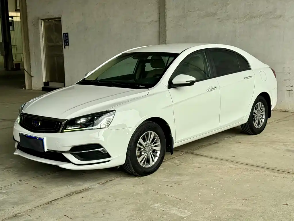 Geely Emgrand — миниатюра 6