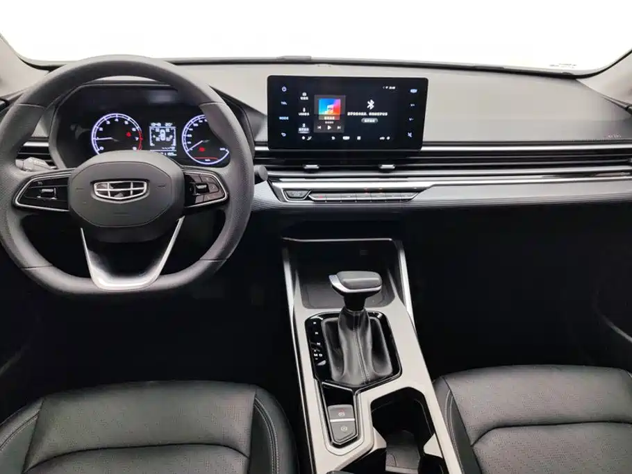 Geely Emgrand — миниатюра 12