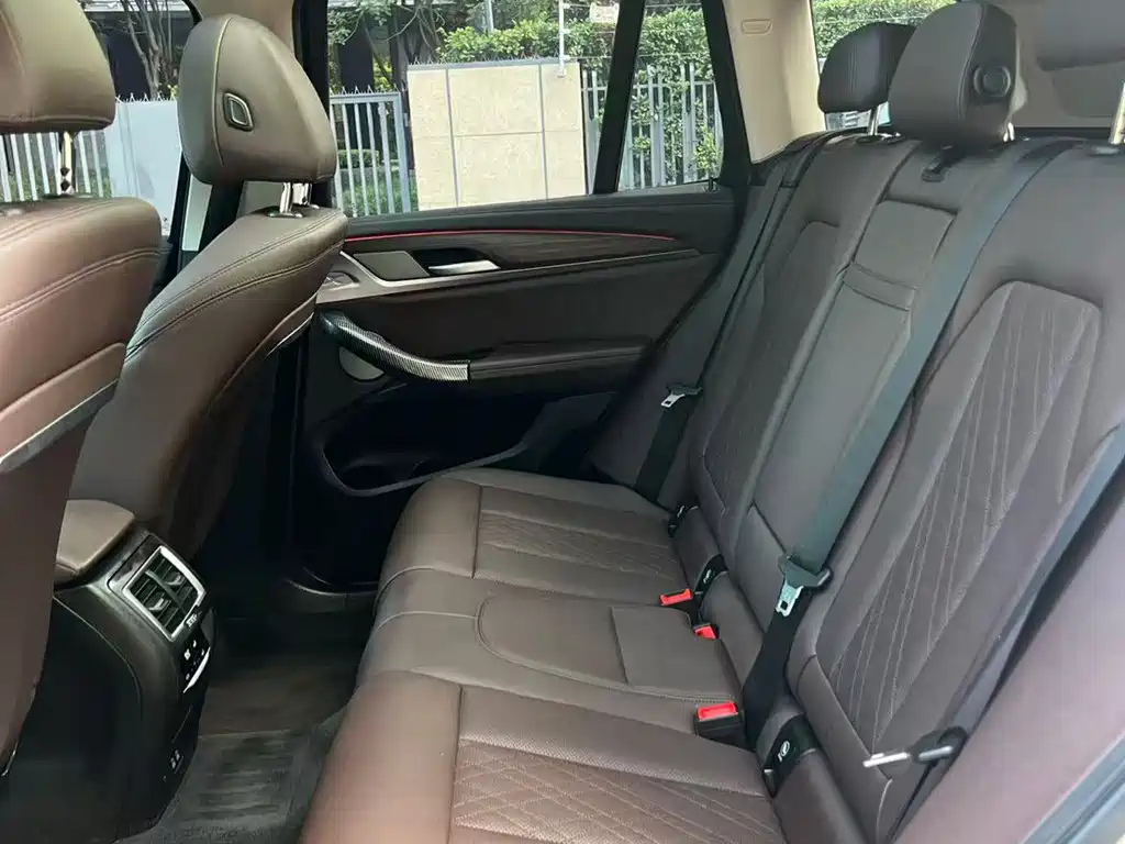 BMW X3 — миниатюра 7