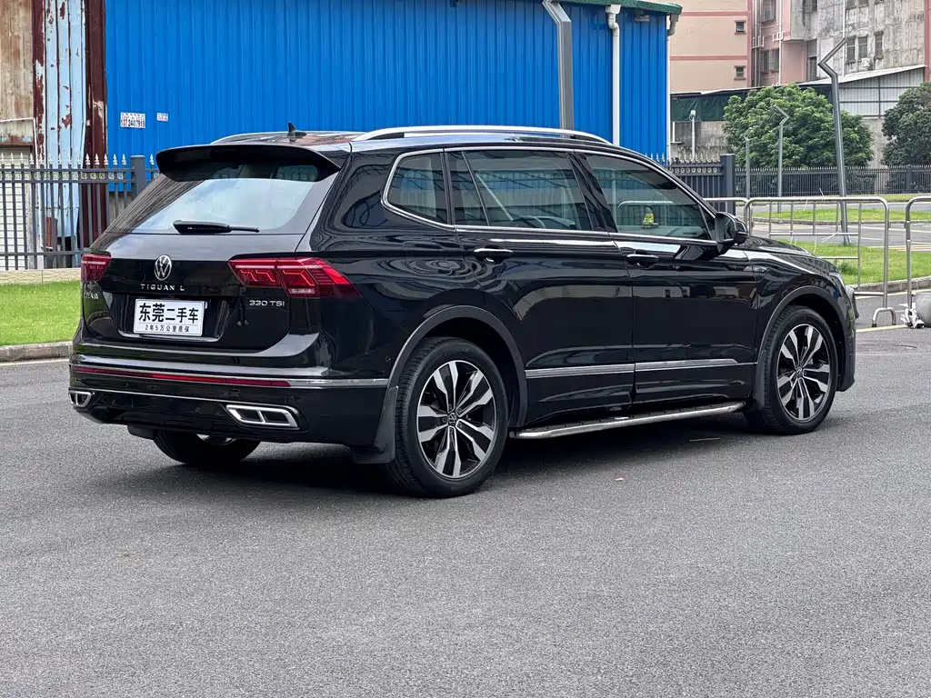 Volkswagen Tiguan L — миниатюра 12