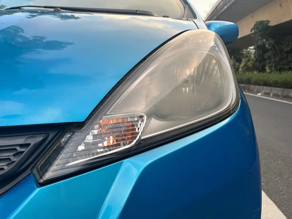 Honda Fit — миниатюра 9