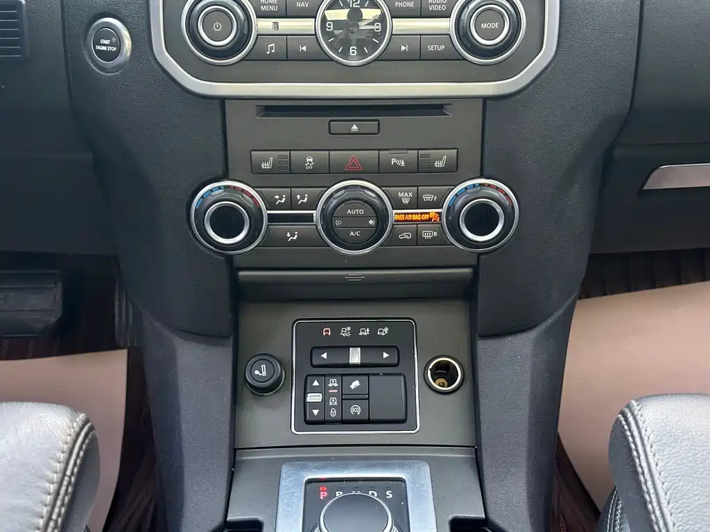 Land Rover Discovery — миниатюра 16
