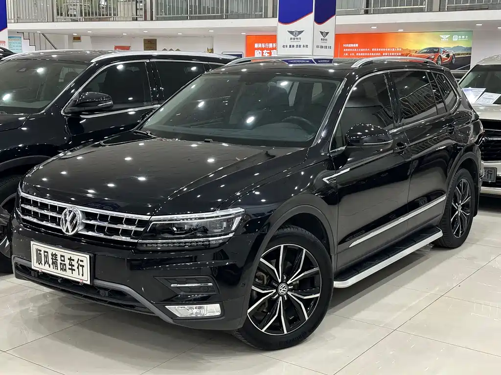 Volkswagen Tiguan L — миниатюра 31