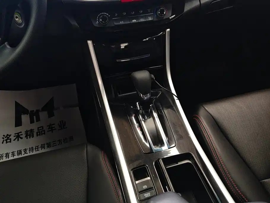 Honda Accord — миниатюра 16