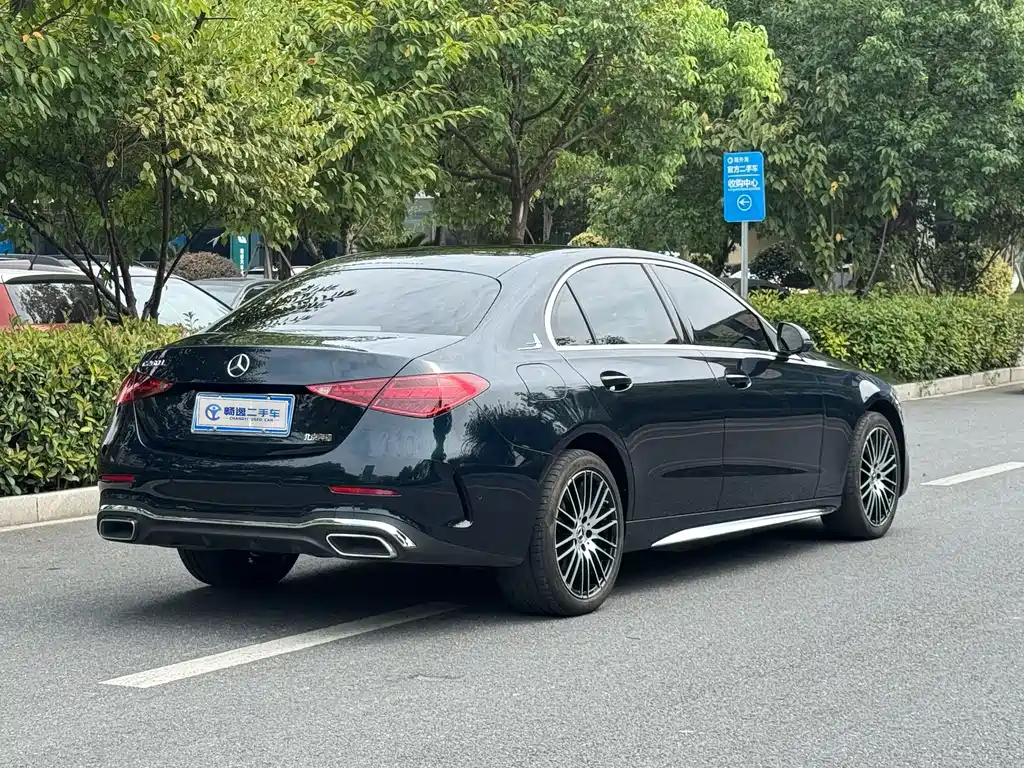 Mercedes-Benz C-Class — миниатюра 4