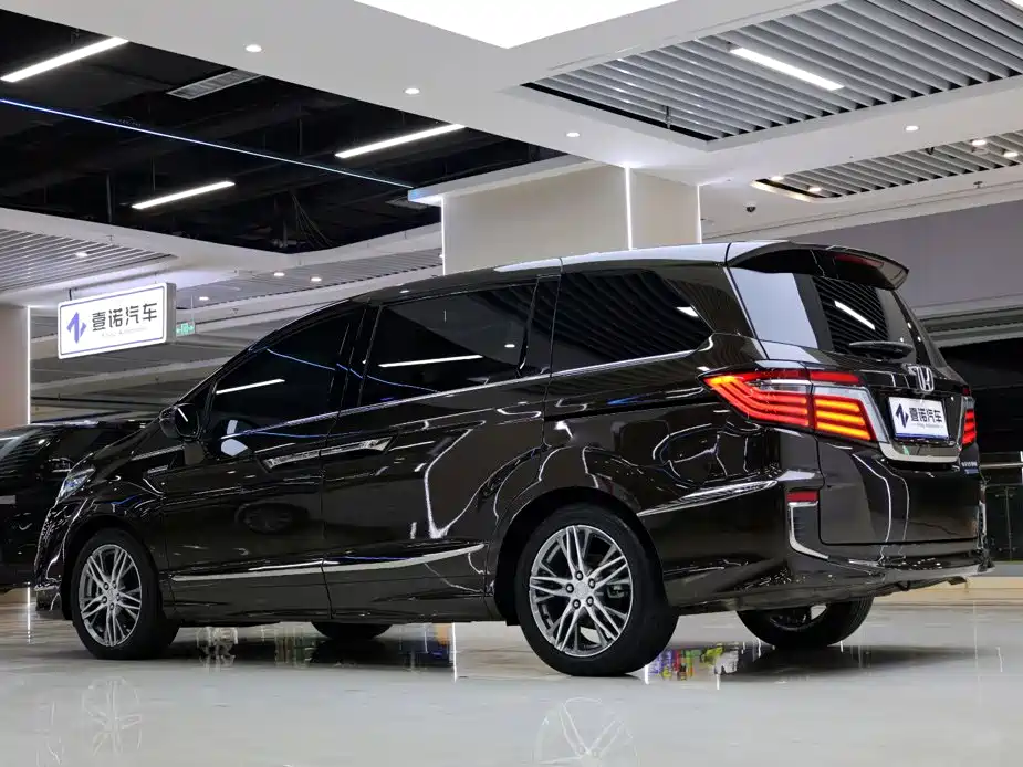 Honda Elysion — миниатюра 5