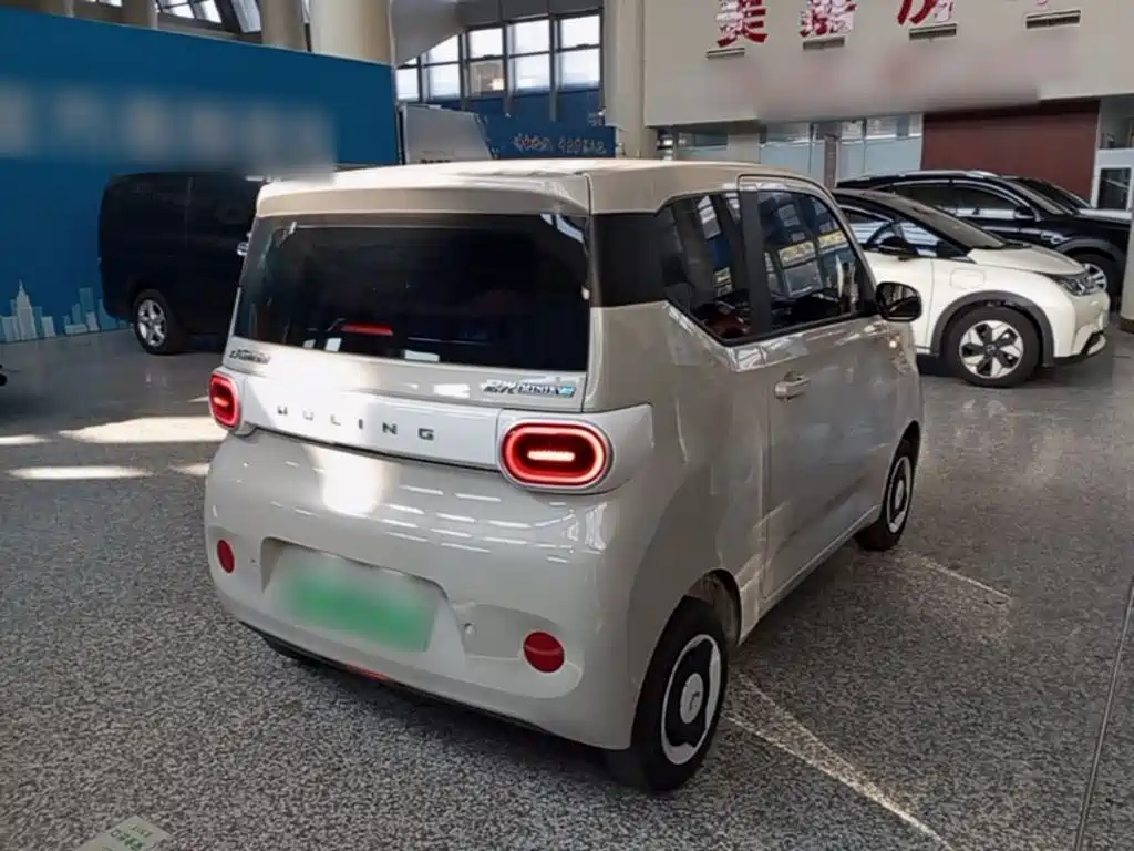 Wuling MINIEV — миниатюра 7