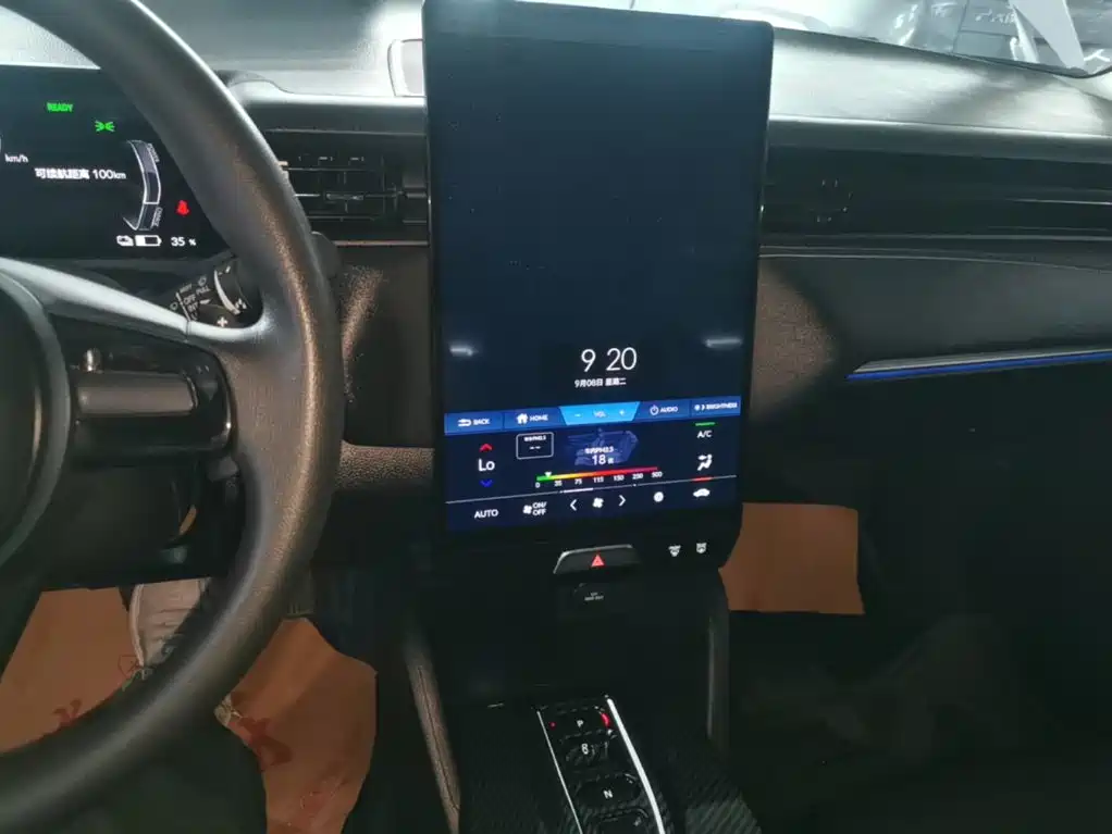 Honda e:NS1 — миниатюра 13