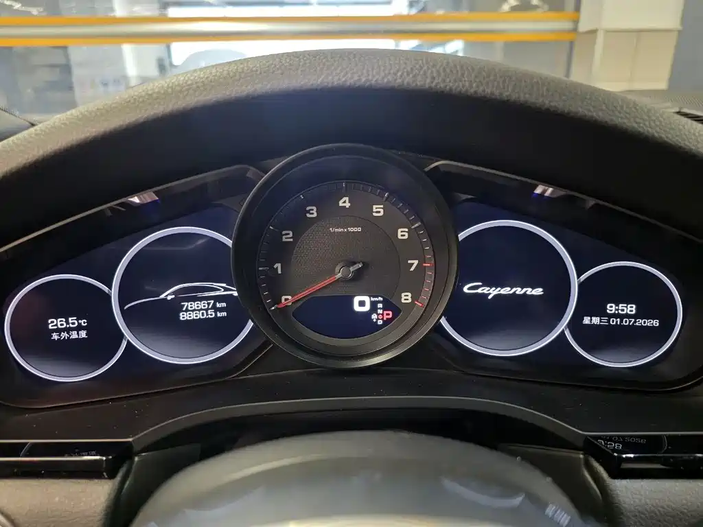 Porsche Cayenne — миниатюра 15