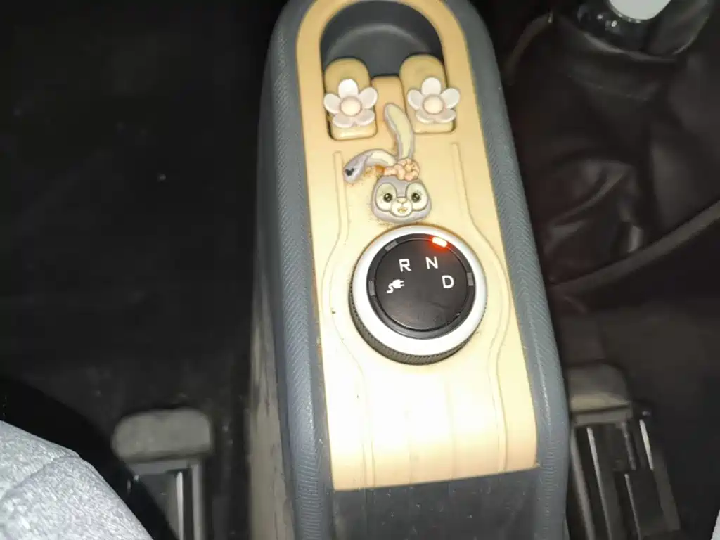 Wuling MINIEV — миниатюра 14