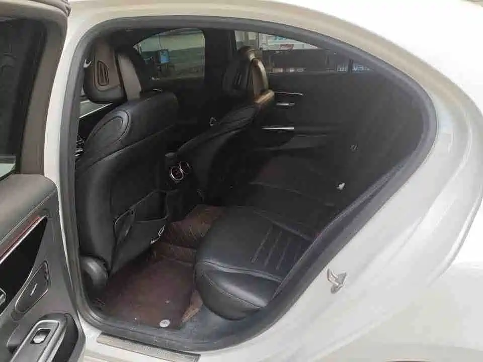 Mercedes-Benz C-Class — миниатюра 5