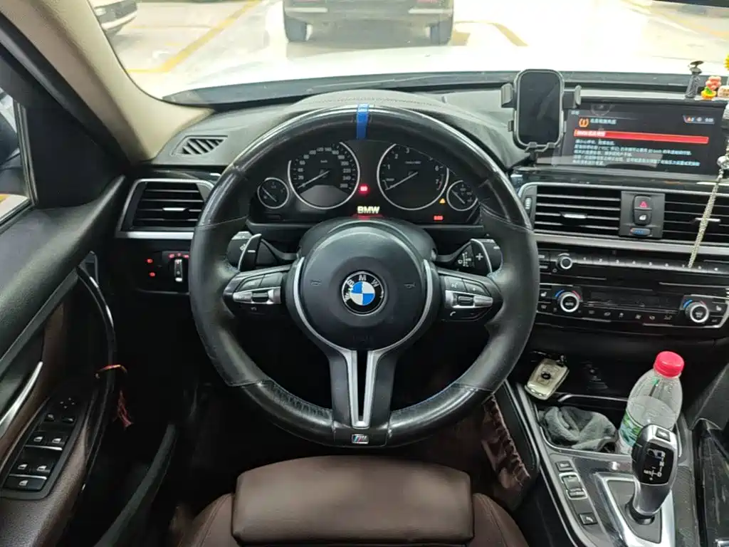 BMW 3 Series — миниатюра 11