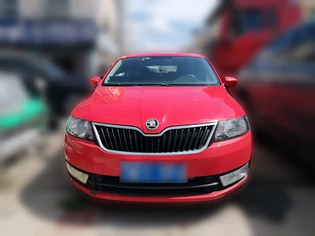 Skoda Rapid Spaceback — миниатюра 3
