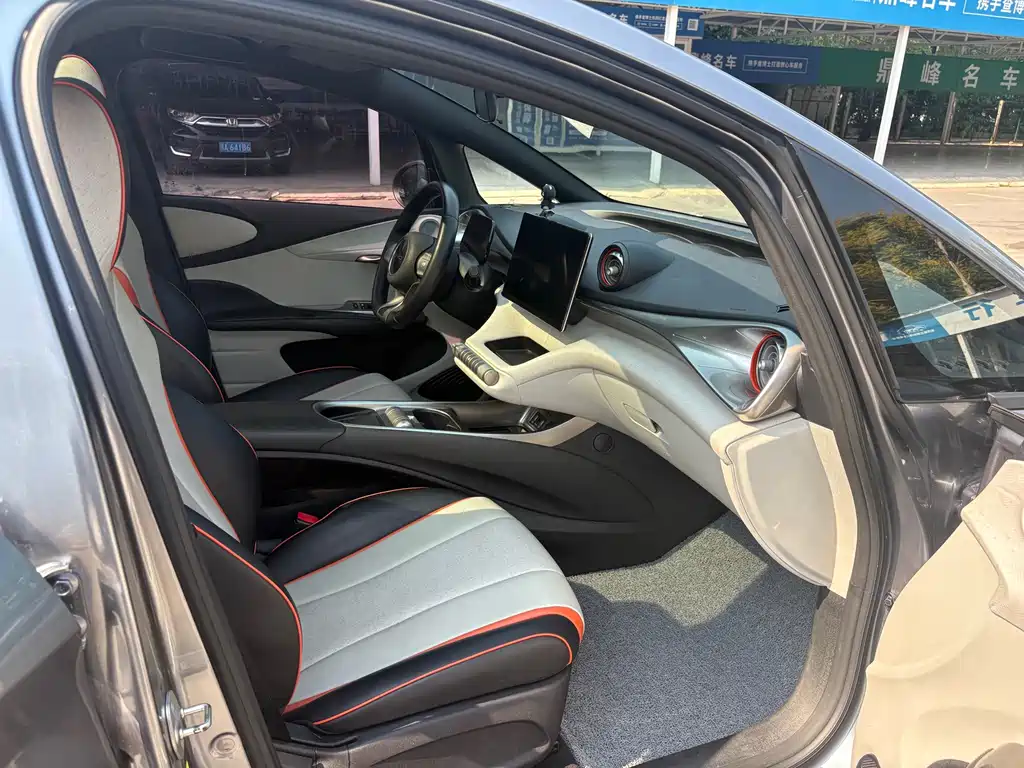 BYD Dolphin — миниатюра 11