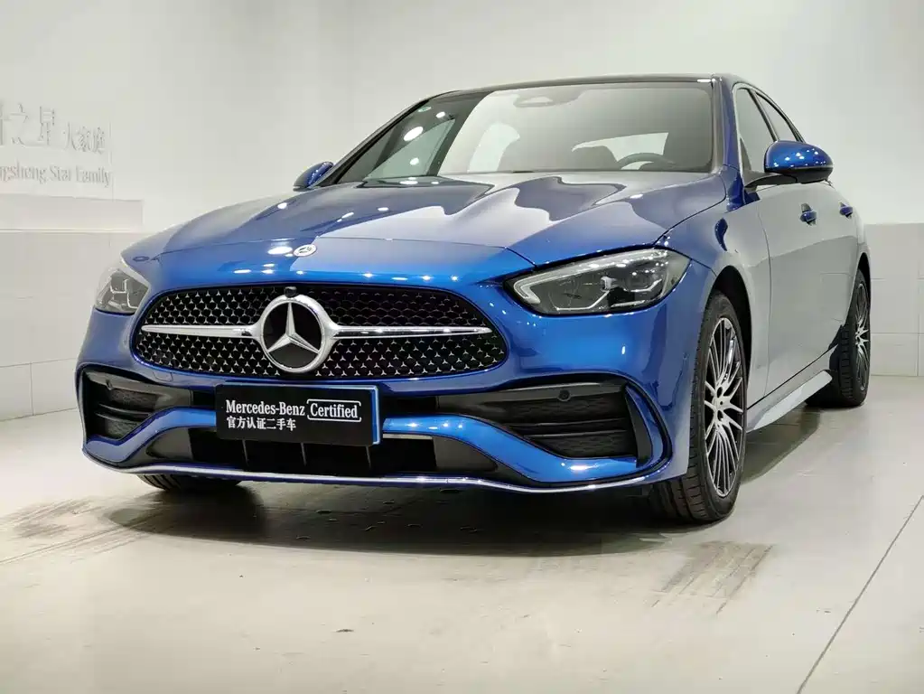 Mercedes-Benz C-Class 2024