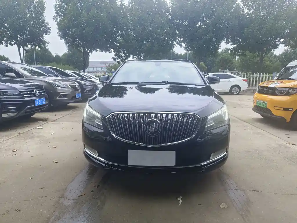 Buick LaCrosse — миниатюра 2