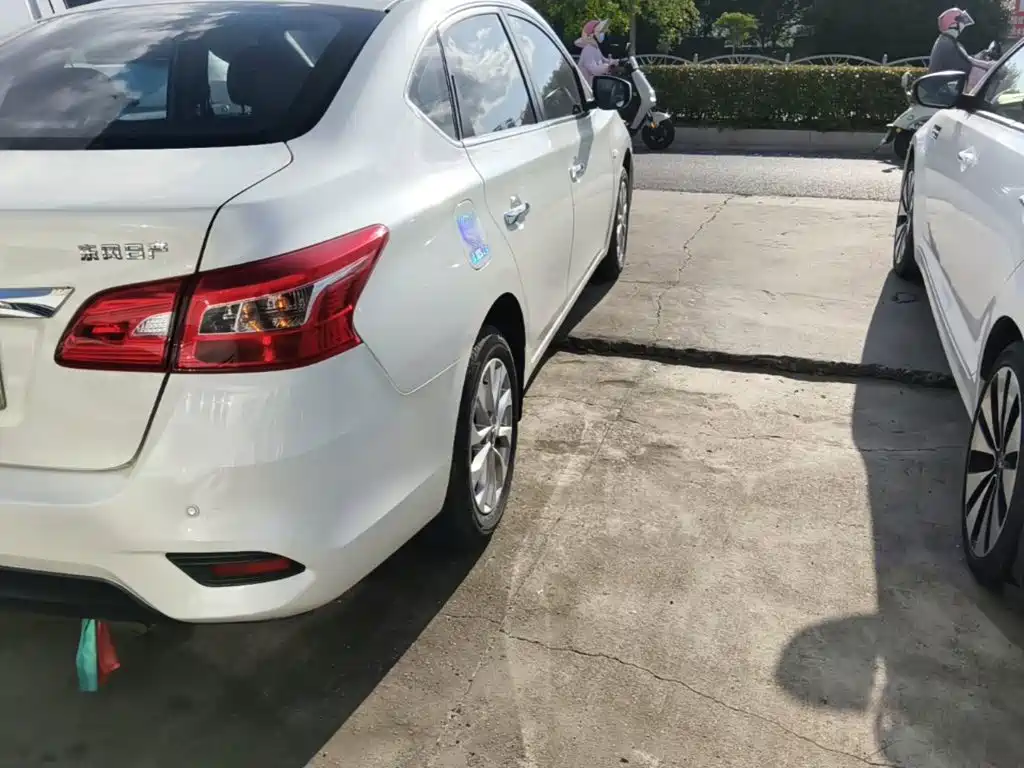 Nissan Sylphy — миниатюра 8