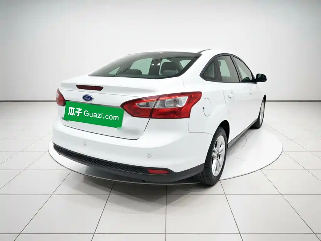 Ford Focus — миниатюра 6