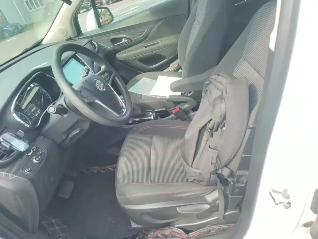 Buick Encore — миниатюра 20