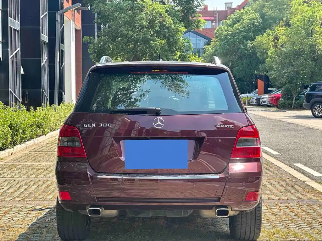 Mercedes-Benz GLK-Class (Import) — миниатюра 8