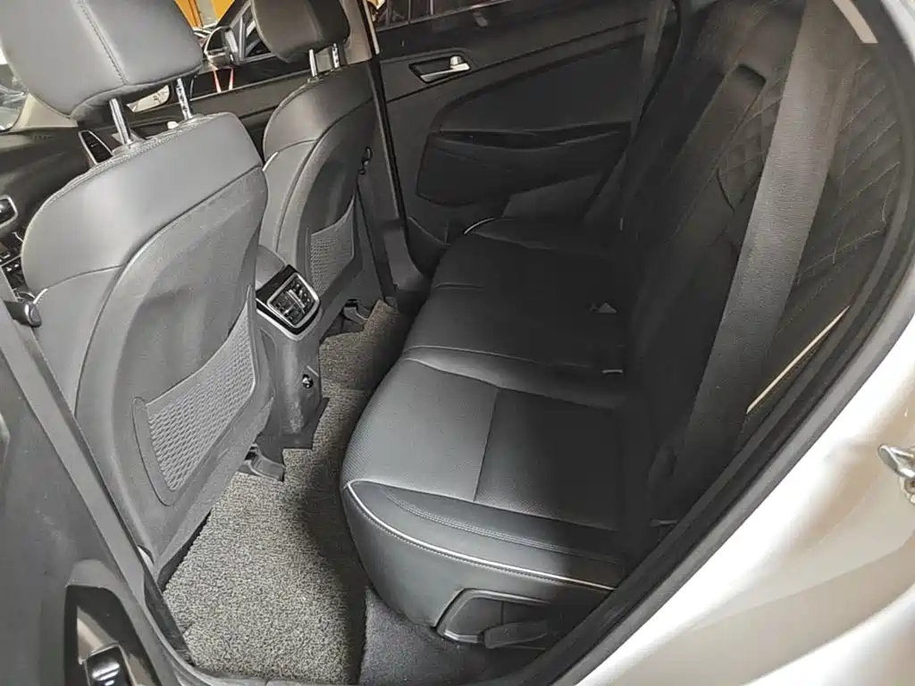Hyundai Tucson — миниатюра 17