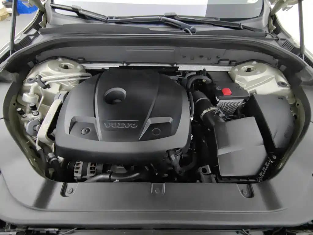Volvo XC60 — миниатюра 6