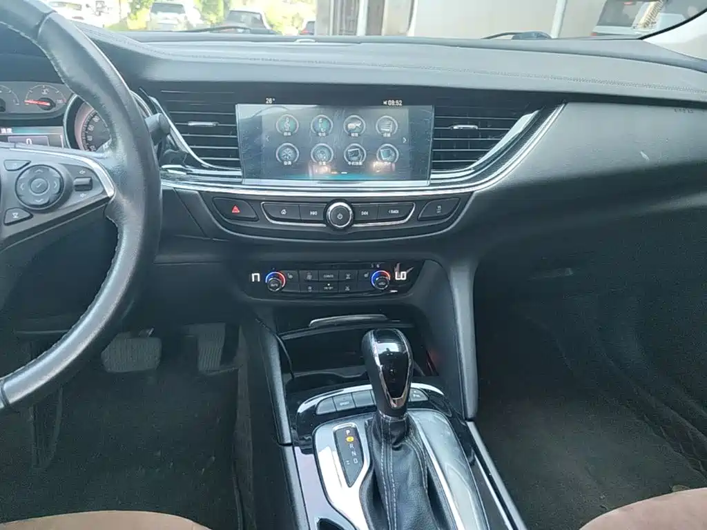 Buick Regal — миниатюра 13