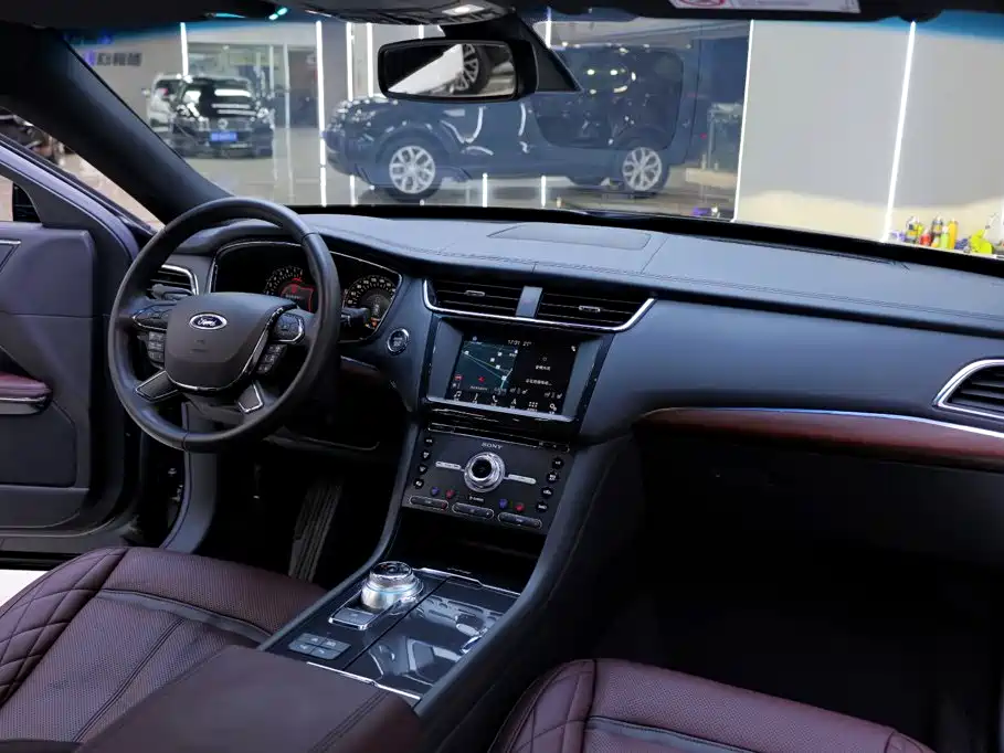 Ford Taurus — миниатюра 19