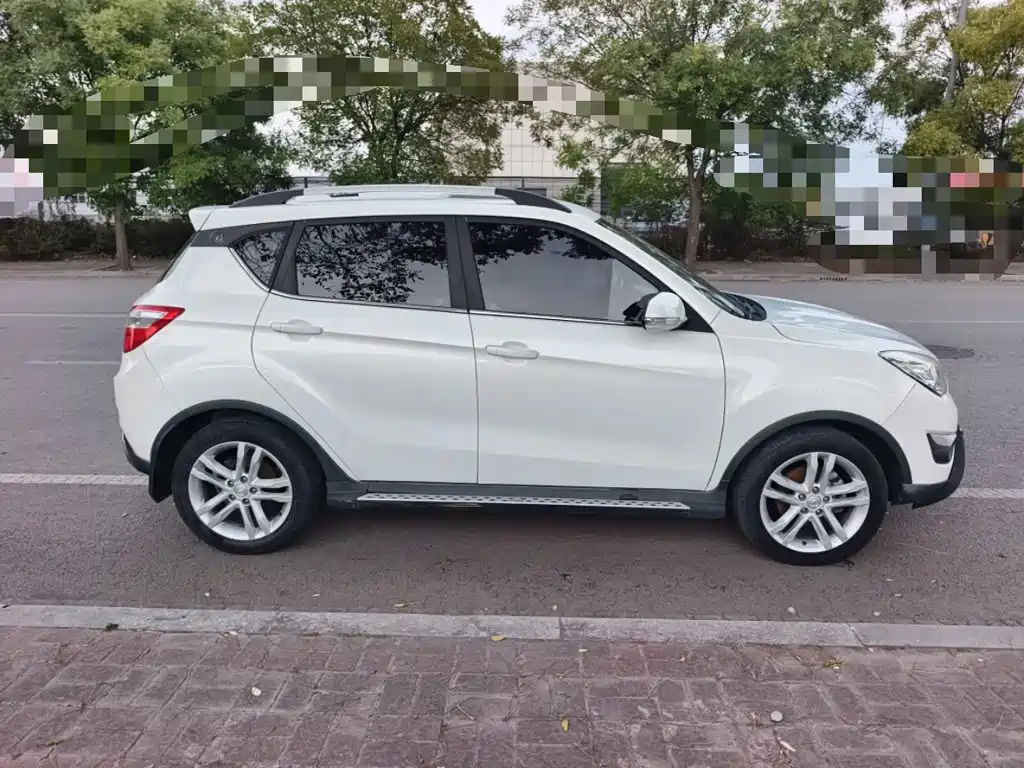 Changan CS35 — миниатюра 10