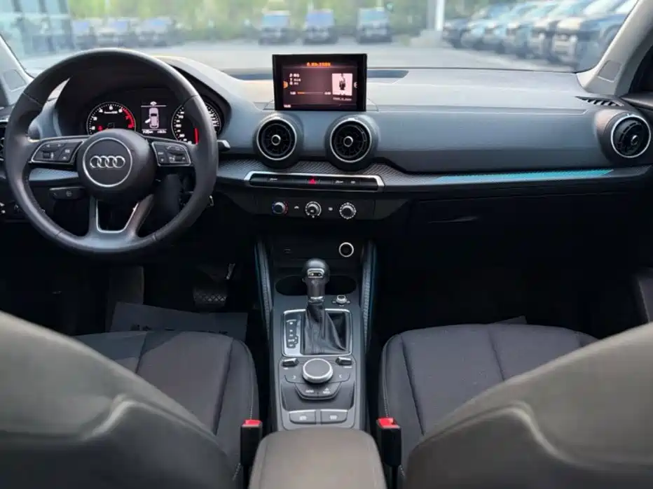 Audi Q2L — миниатюра 6