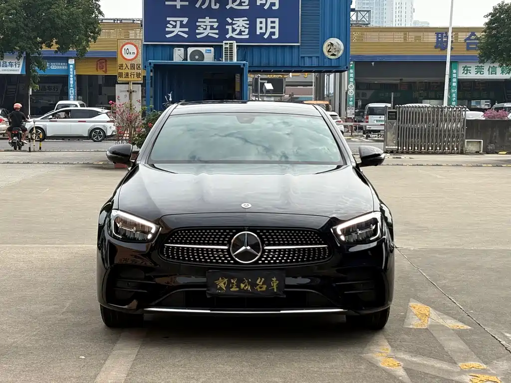 Mercedes-Benz E-Class — миниатюра 2