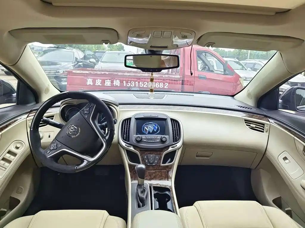 Buick LaCrosse — миниатюра 8