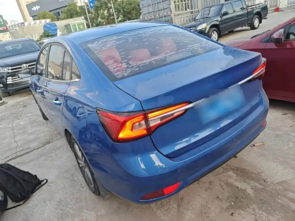 Roewe i5 — миниатюра 5