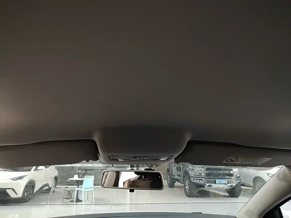 Volkswagen Polo — миниатюра 18