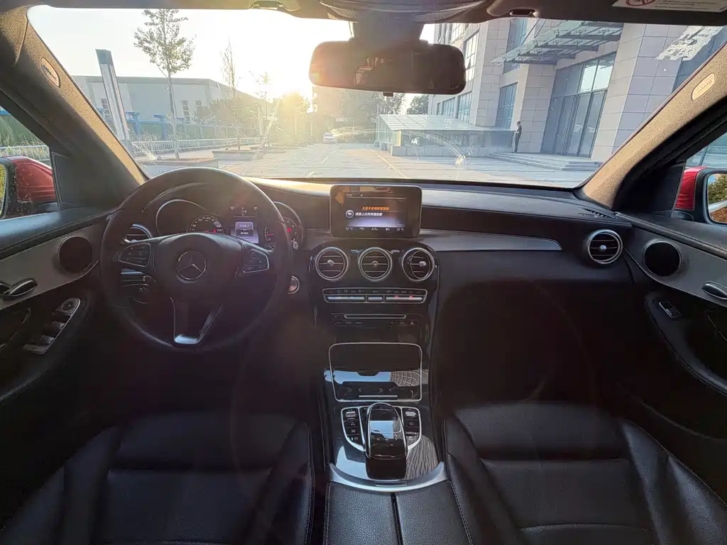 Mercedes-Benz GLC — миниатюра 8