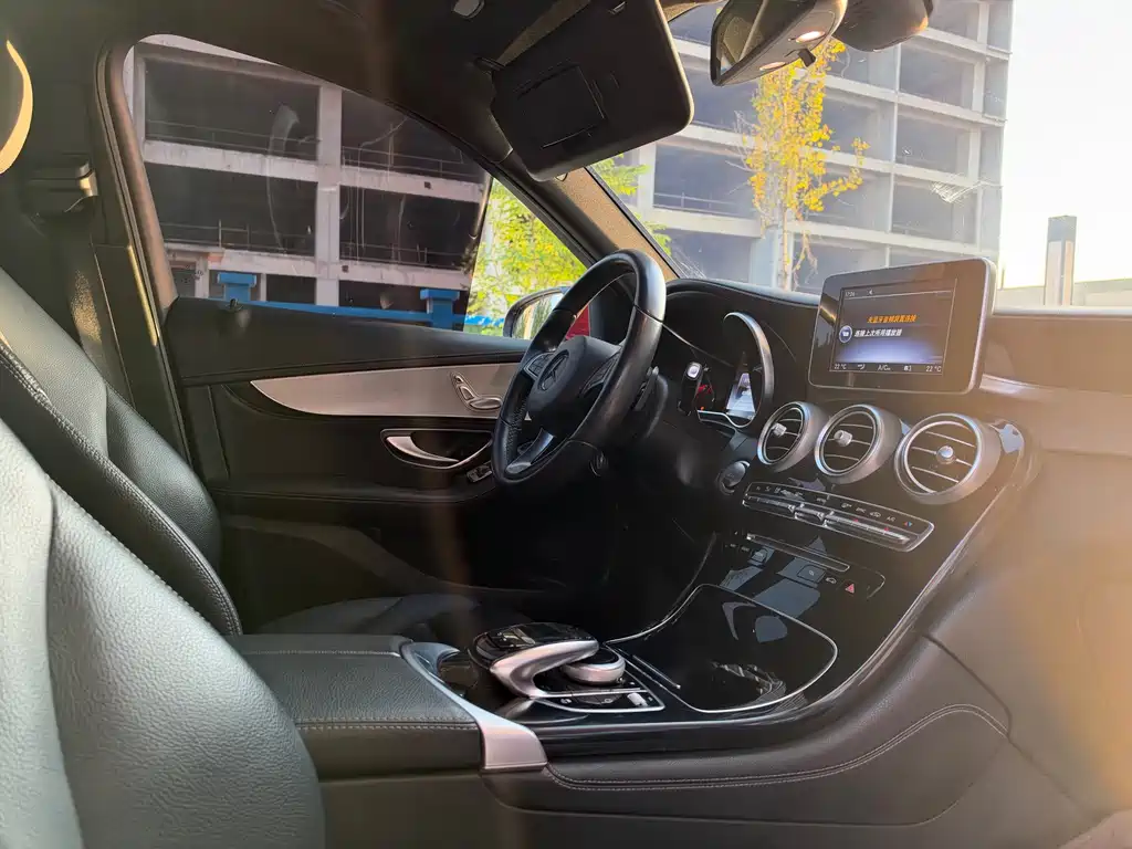 Mercedes-Benz GLC — миниатюра 17