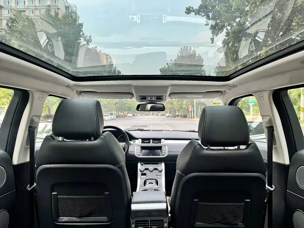 Land Rover Evoque (Import) — миниатюра 8